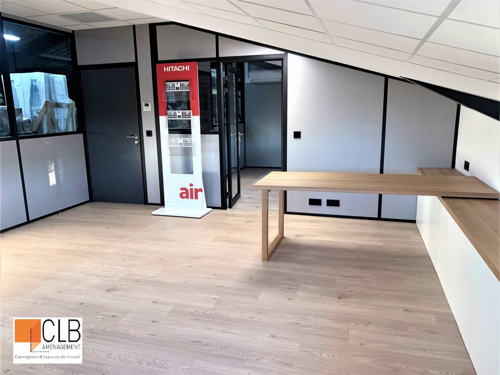 Parquet stratifié grand passage avec sous couche thermique à Malaucène dans le Vaucluse